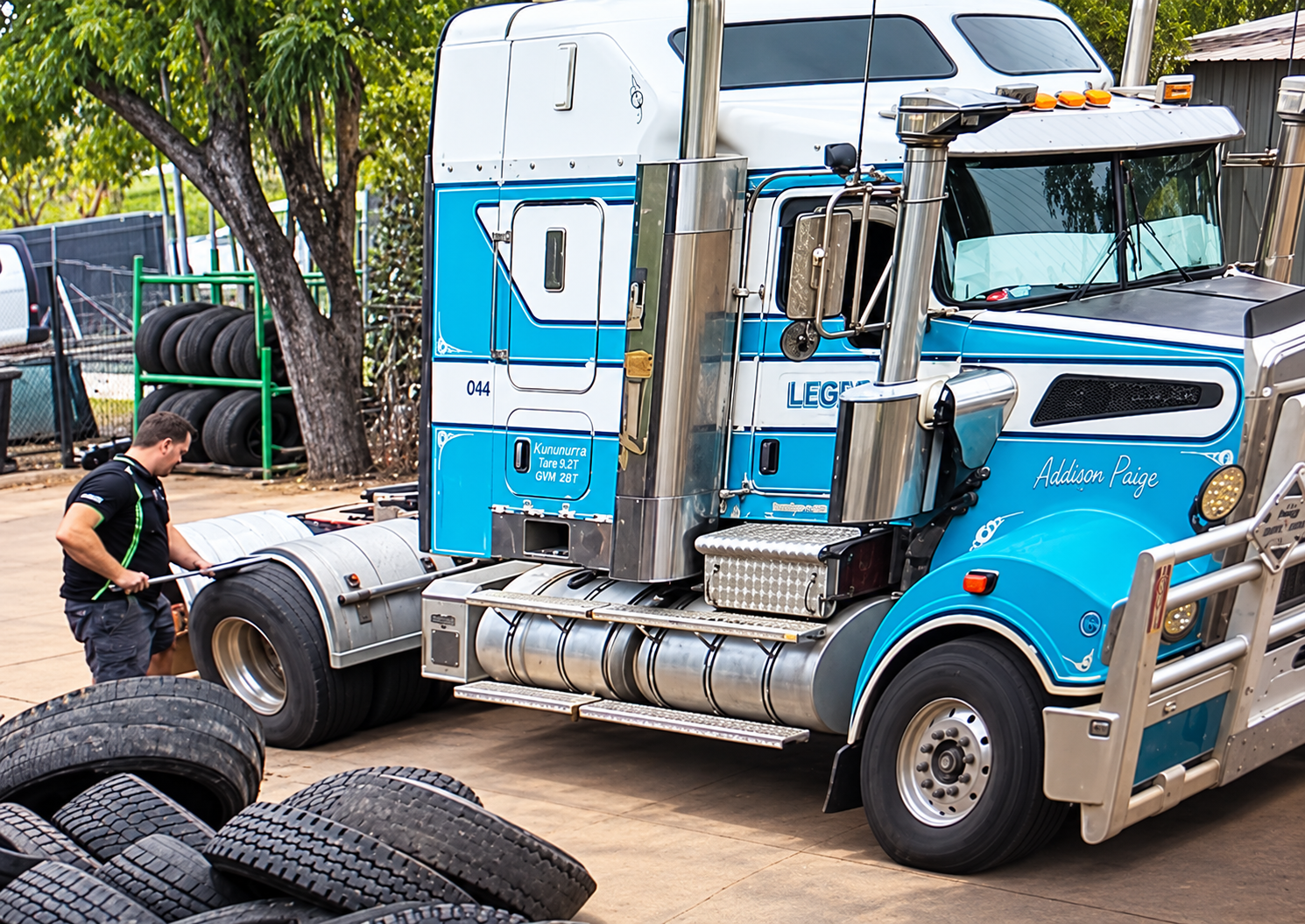 Truck tyre fitting